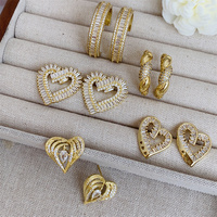 Boucles d'oreilles pendantes en cuivre zircon plaqué or 18 carats, 1 paire élégante style vintage dame géométrique en forme de coeur incrusté