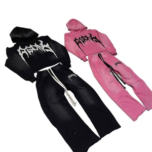 Trajes Deportivos Personalizados Unisex, Conjunto para Correr, 340 GSM, Bordado con Flores, Traje Largo Multideportivo para Hombre y Mujer - Product Image 4