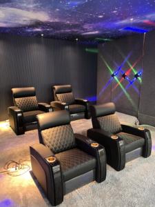 <span class=keywords><strong>Fauteuil</strong></span> inclinable moderne de luxe avec porte-gobelets <span class=keywords><strong>pour</strong></span> la maison, le sous-sol, le salon, la villa, l'utilisation en centre commercial - Product Image 3