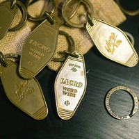 Porte-clés en métal personnalisé, boîte mystère, ensemble de porte-clés souvenirs, OEM ODM, porte-clés en alliage de zinc gravé avec emballage personnalisé