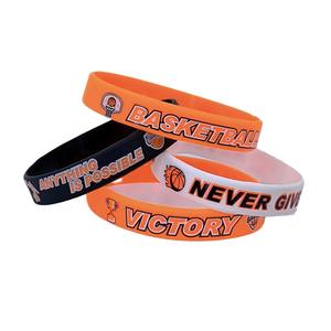 Bracelet en silicone de basketball « Never Give Up » blanc et orange, style sportif, design géométrique motivant, pour hommes et femmes - Product Image 5
