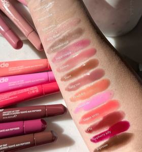 เคสโทรศัพท์ซิลิโคน 3 มิติ พร้อมลิปกลอสสำหรับ iPhone 17Pro Max  ลิปบาล์ม ลิปสติก เคสหลังสำหรับ 11 12 13 14 15 16 เคสแต่งหน้า - Product Image 3