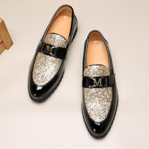 2559 Realm Plus 45 Nouvelles Chaussures Pointues pour Hommes Tendance Paillettes Mocassins Britanniques à Pompons - Product Image 5