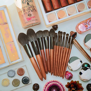 12pcs Biodegradable Flat Makeup Brush Set Private Label Face Brushes with Gift Packaging - Product Image 3