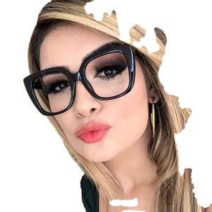 Gafas de Moda con Marco Grande y Logotipo Personalizado para Mujer, Gafas de Ojo de Gato con Protección Contra la Luz Azul - Product Image 1