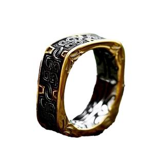 Anillo Cuadrado con Nudo Celta de Acero Inoxidable 316 Yunnique para Hombre, Dos Tonos, Dorado y Negro, Tallado de Doble Cara, Estilo Rebelde, Motero, Punk, Regalo - Product Image 5