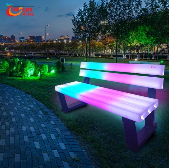 Smart Modern LED Park Bench Color-Changing Lights IP65 Waterproof Outdoor Living Room Use Nighttime Illumination PE Material
