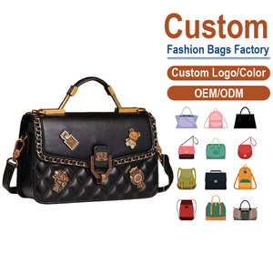 Factory Custom Retro Square Crossbody Bag Premium <b>Leather</b> with Animal Hardware for Daily Wear - Product Image 1