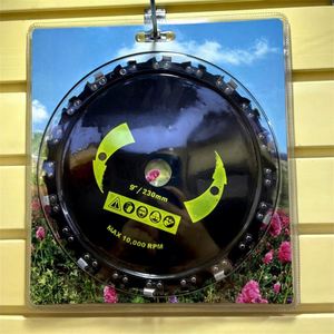 ใบเลื่อยวงเดือนขนาด 9 นิ้ว ความเร็วสูง 10,000 รอบต่อนาที 20 ฟัน ความกว้างการตัด 230 มม. อุปกรณ์ต่อพ่วงเครื่องตัดหญ้าโลหะสำหรับงานตัดแต่ง - Product Image 1