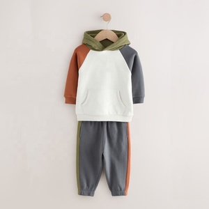 Sudadera deportiva de dos tonos para niños con logotipo personalizado, ropa de calle, conjunto de 2 piezas para entrenamiento, chándal de bloque de color empalmado para niños - Product Image 5