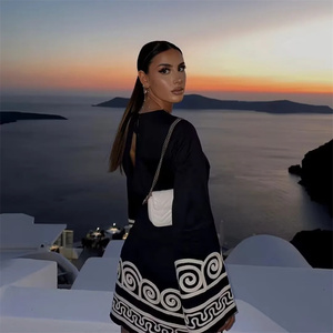 TAOP&ZA Estate 2023 Nuovo Abito <span class=keywords><strong>Corto</strong></span> da Donna <span class=keywords><strong>a</strong></span> Blocchi di Colore, Pullover Nero con Collo Tondo, <span class=keywords><strong>Maniche</strong></span> <span class=keywords><strong>Lunghe</strong></span>, Bordo Ricamato, Linea ad <span class=keywords><strong>A</strong></span> 1162241 - Product Image 4