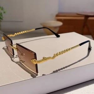 Occhiali da Sole Senza Montatura con Logo Personalizzato, Produttore <span class=keywords><strong>di</strong></span> Occhiali da Sole in Metallo Taglio Diamante a Forma <span class=keywords><strong>di</strong></span> <span class=keywords><strong>Serpente</strong></span> - Product Image 2