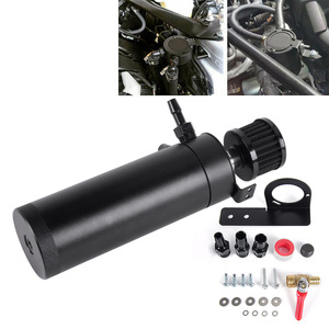 Bidon de ventilation d'huile noir 750 ml avec support de filtre à air et valve de vidange pour la récupération des gaz et de l'huile usagés - Product Image 3