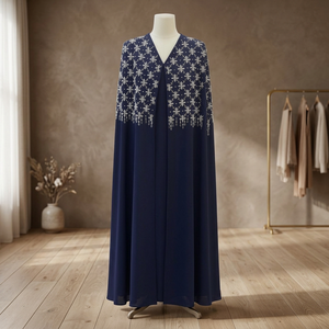 Abaya en satin bleu marine ornée de fleurs argentées, coupe évasée - Product Image 3