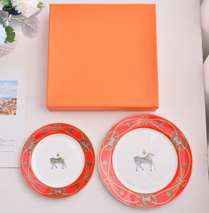 Juegos de placas de porcelana de hueso de 2 piezas con diseño de caballo europeo de lujo con descuento - Product Image 3