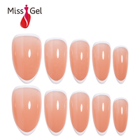 32 pièces Faux ongles à presser en ABS, couleur pêche nude, double contour, style French, forme amande moyenne, flexibles, à couverture complète, vente en gros OEM