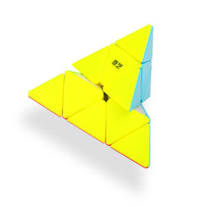 Cubo Mágico Pirámide de Material ABS, Juego de Ejercicio Mental, Cubo de Plástico, Juguetes Educativos - Product Image 1