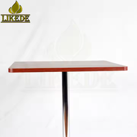 Table basse et de salle à manger de base en aluminium de conception moderne Offre Spéciale en métal noir pour des restaurants de café extérieurs hôtels de salon