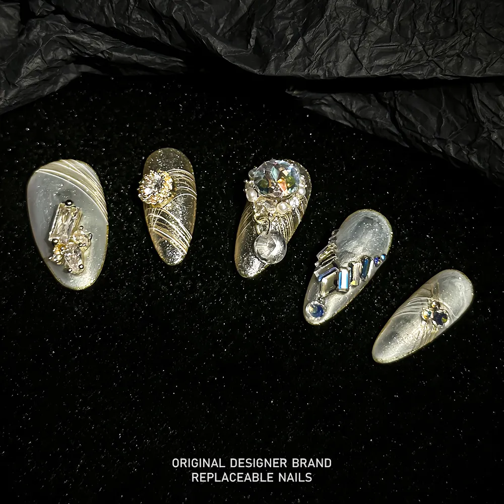 Französische Spitze Luxus Gold Mittel mandel mit Muschel pulver schimmern glänzende Perlen falscher Finger drücken auf Nägel