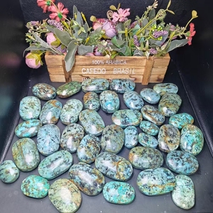 Wholesale <strong>Price</strong> Hot Sale Crystal Craft Turquoise Palm <strong>Stone</strong> Carving Healing Energy <strong>Stone</strong> for Gifts Craved by Cravings - Product Image 1