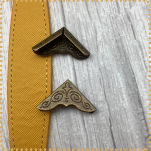 Mingmao Hardware Antique Bronze Corner Protector 0.4 3mm Metal For Wooden Tables Modern Chinese Style - Product Image 5