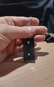 Porte-clés en résine fait main avec un design artistique clair, léger, durable, accessoire parfait pour un usage quotidien, cadeau - Product Image 4