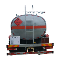 Camion-citerne mobile de livraison d'huile 4x2 de 15 tonnes, transport de diesel et d'essence, ensemble complet d'accessoires