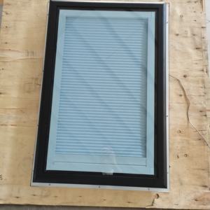 強化ガラスバルコニー 透明な屋根裏部屋 アルミサンルーム 電動サンルーフ 電動ルーフウィンドウ 天窓 - Product Image 2