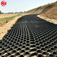 Текстурированный георешетчатый мат из HDPE толщиной 1,6 мм, высота ячеек 60/120 мм для укрепления береговых откосов и защиты от волновой эрозии