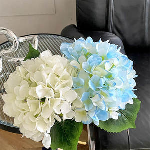 Fleur d'hortensia artificielle en soie pour la décoration de la maison et de mariage, style classique, haute simulation, durabilité, fabrication artisanale - Product Image 3