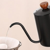 Bouilloire à café en acier inoxydable de qualité alimentaire, avec poignée en bois et bec col de cygne pour un débit d'eau précis