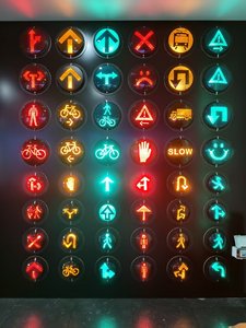 Semáforo de Alto Flujo de 300 mm, Colores Rojo, Verde y Ámbar, Admite Instalación Vertical u <span class=keywords><strong>Horizontal</strong></span> y Varios Patrones OEM - Product Image 6