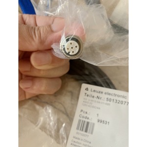 Cable Leuze Electronic M12 de 5 pines KD U-M12-5A-V1-020 para conexión de sensor - Product Image 3