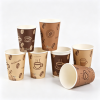 Gobelet à café en papier avec manchon et couvercle imprimés sur mesure pour boissons chaudes, idéal pour cafés et restaurants à emporter