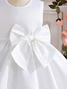 Abito Bianco Senza Maniche per Bambine 4-7 Anni - Elegante <span class=keywords><strong>Vestito</strong></span> da Cerimonia con Grande Fiocco e Decorazioni Floreali 3D - Product Image 4