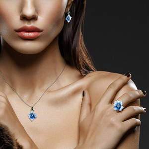 Orecchini pendenti a fiore E2058 placcati argento con zirconi taglio a pera, gioielli da festa da donna, orecchini alla moda in lega - Product Image 4