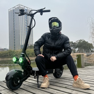 Geofought M7 Adult 11inch Street Tire Finger Throttle 90-120KM Long Range 60V 6000W Dual Motor Electric Folding Scooter - Product Image 6
