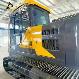 Excavadora Compacta Volvo EC140 Usada, Innovadora y Ágil, para Paisajismo y Nivelación en Proyectos de Parques - Product Image 3