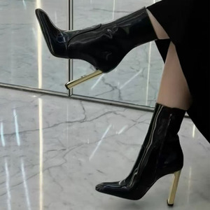 Bottines à talons épais en métal doré, style personnalisé, sexy, pour femmes, bout carré, courtes, avec fermeture éclair latérale, en cuir verni - Product Image 4