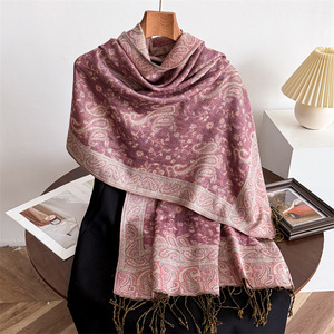 Cachecol de Caxemira Sintética Macia para Mulheres, Manta Grande com Franjas, Xale Elegante com Estampa Vintage Paisley, Cachecol de Inverno OEM/ODM - Product Image 6