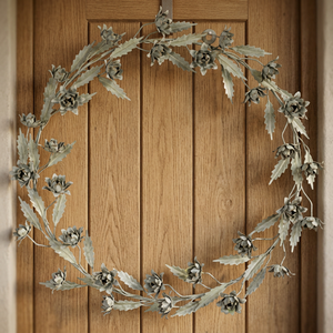 Guirnalda Decorativa Clásica de Metal Hecha a Mano, Redonda, Sin Luces, Adorno Navideño, Paquete Individual, Diseño Floral Artesanal - Product Image 3