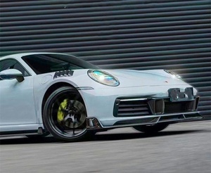 ชุดแต่งคาร์บอนไฟเบอร์ทรงชอปาร์ดแบบดัดแปลง สำหรับ Porsche 911 992 ปี 19-23 ประกอบด้วยลิ้นหน้า ลิ้นหลัง และมุมกันชน ช่วยเพิ่มประสิทธิภาพการทรงตัวของรถ - Product Image 6