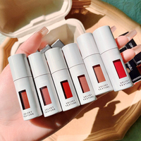 Vente en gros de jolies femmes vegan personnalisé sans cruauté marque privée brillant à lèvres tout naturel pour petites filles