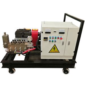 Bomba <span class=keywords><strong>de</strong></span> alta presión 120L/Min para <span class=keywords><strong>limpieza</strong></span> <span class=keywords><strong>de</strong></span> <span class=keywords><strong>alcantarillado</strong></span> en <span class=keywords><strong>servicio</strong></span> sanitario público - Product Image 4