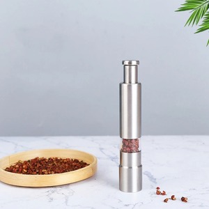 Molinillo de Sal y Pimienta de Acero Inoxidable con Botón de Presión Manual para Operación con el Pulgar, para Granos de Pimienta, Sal Marina y Especias - Product Image 6