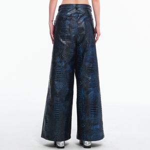 Pantalones Anchos Azules de Piel de Serpiente Personalizados al por Mayor, de Cintura Alta, Transpirables y Elegantes, Estilo Hip Hop, Pantalones de Cuero para Hombre - Product Image 2