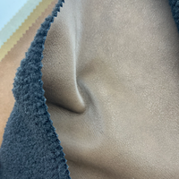 Manteau en cuir synthétique PU super épais pour une bonne résistance au vent et un composant de performance de rétention de chaleur