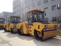 Nouveau Compacteur Routier Vibratoire Chinois 10 Tonnes XD102 à Double Tambour pour Asphalte avec Moteur et Pompe, Puissance 74,9 kW, Vitesse de Déplacement 0-10 km/h