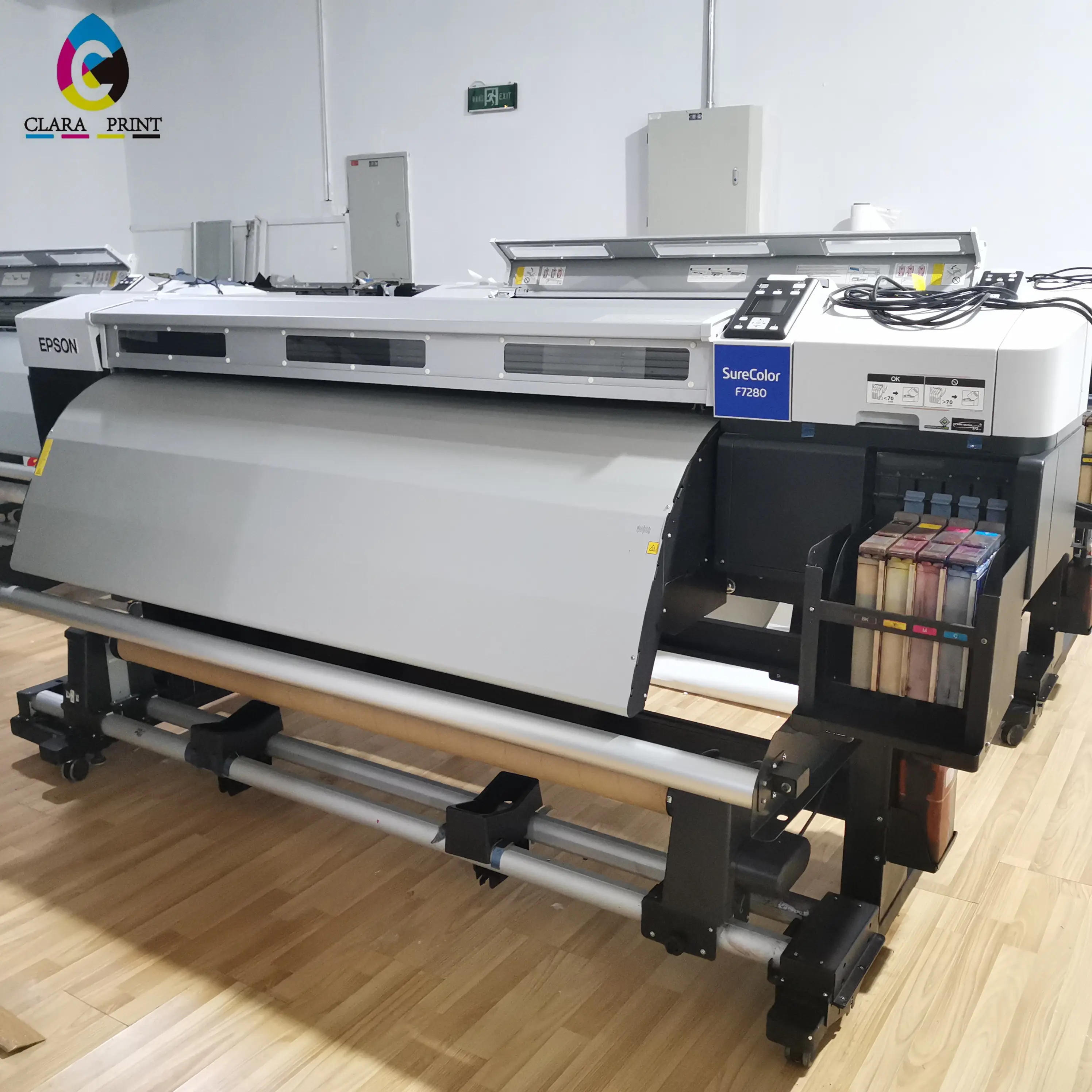 Digunakan dengan Kondisi Yang Baik Pasti Warna F7280/F7200 Format Besar Inkjet Printer dengan Menggunakan DX6 Kepala