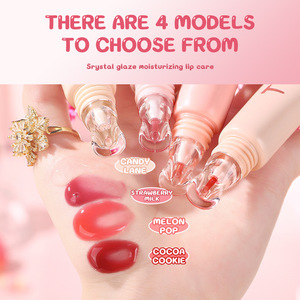 Bálsamo Labial Hidratante Crystal Luster para el Cuidado de los Labios, Rico en Humectación y Aroma a Frutas - Product Image 4